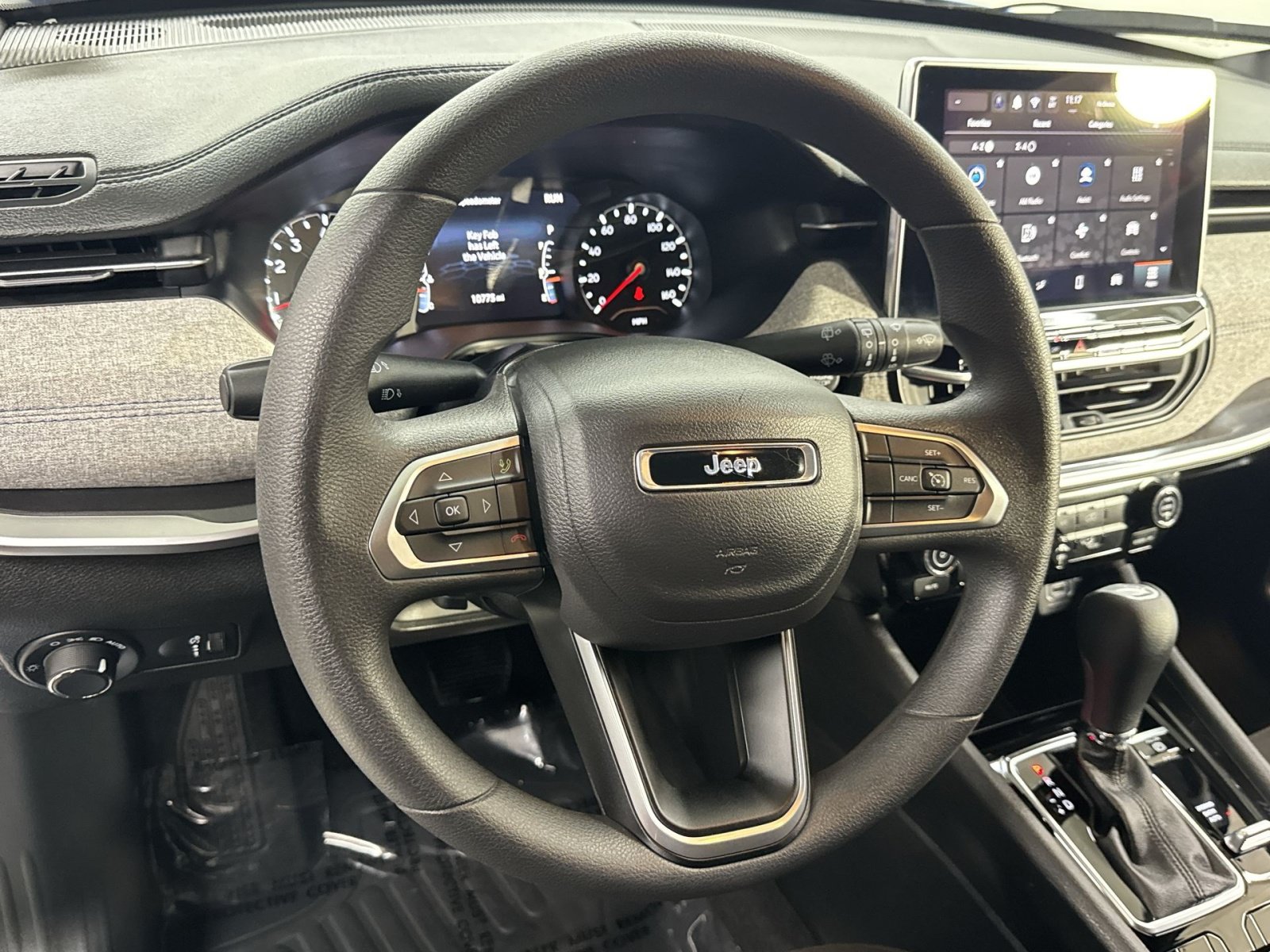 Used 2024 Jeep Compass Sport AWD/4WD image 28