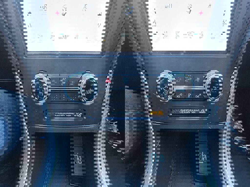 Used 2022 Ford Edge SEL w/ Convenience Package image 19