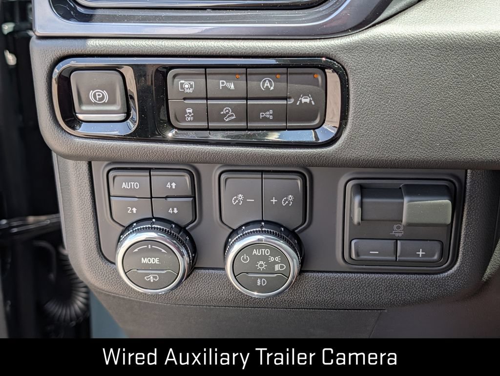 New 2026 GMC Yukon XL AT4 w/ AT4 Premium Plus Package AWD/4WD image 22