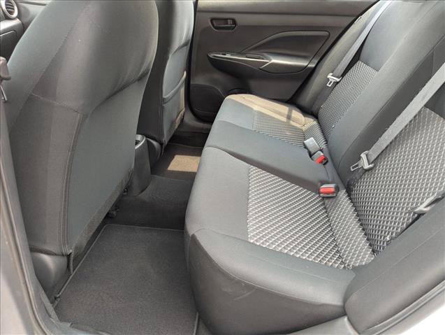 Used 2023 Nissan Versa S FWD image 16