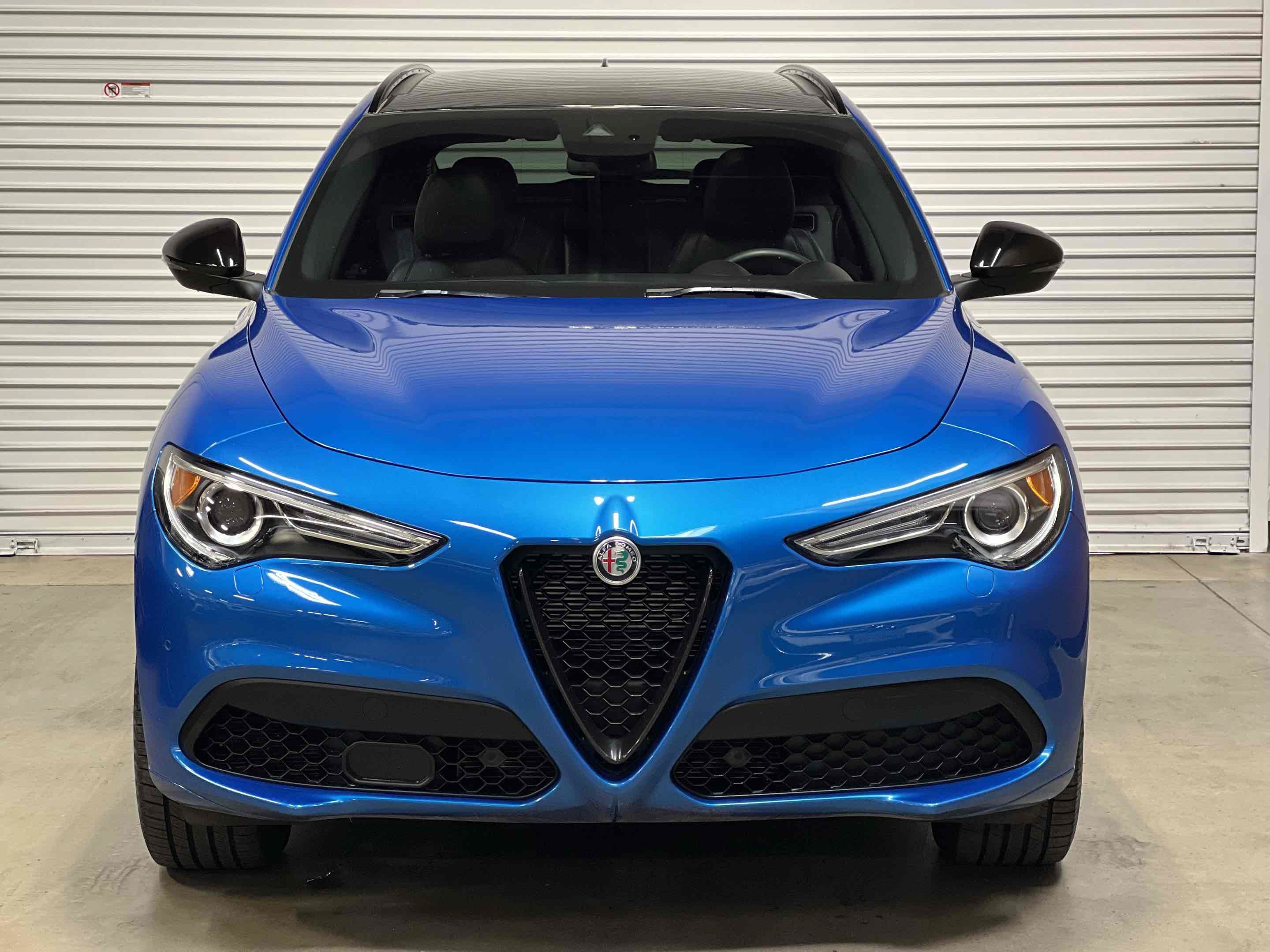 Used 2023 Alfa Romeo Stelvio Veloce AWD/4WD image 14