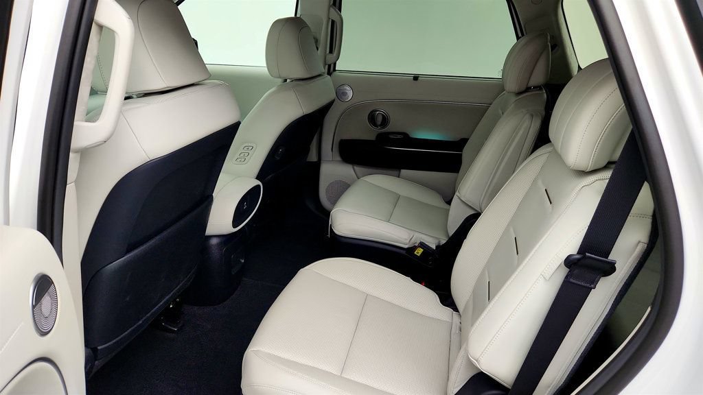Used 2026 Hyundai Palisade Calligraphy FWD image 22
