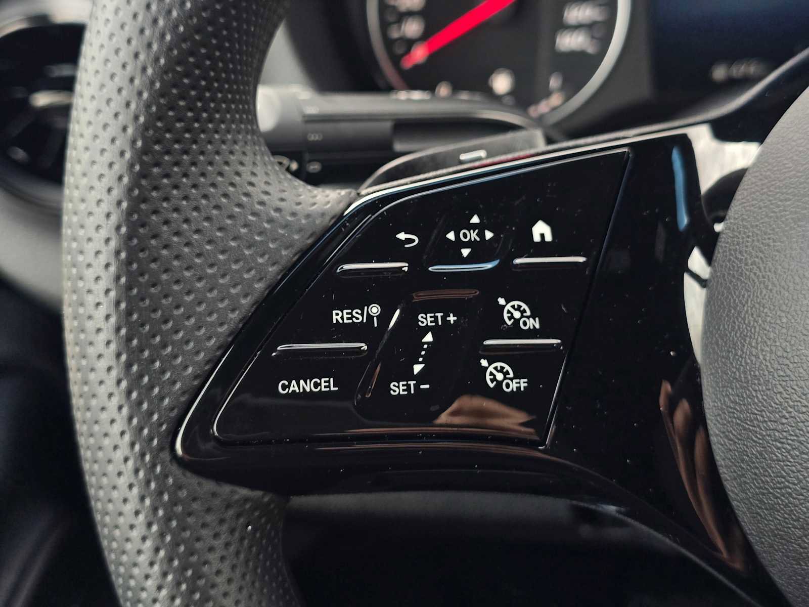 Used 2025 Mercedes-Benz Sprinter 2500 image 28