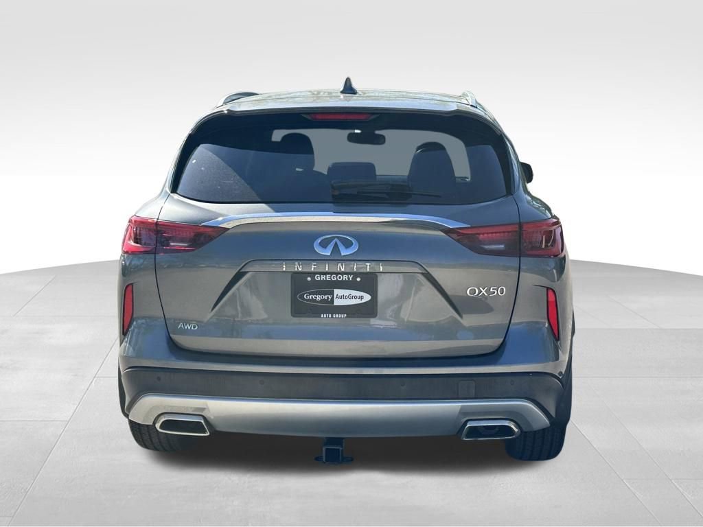 Used 2020 INFINITI QX50 Luxe w/ Cargo Package AWD/4WD image 8