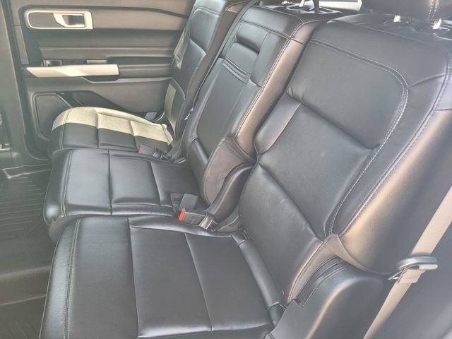 Certified 2020 Ford Explorer XLT w/ Equipment Group 202A AWD/4WD image 13