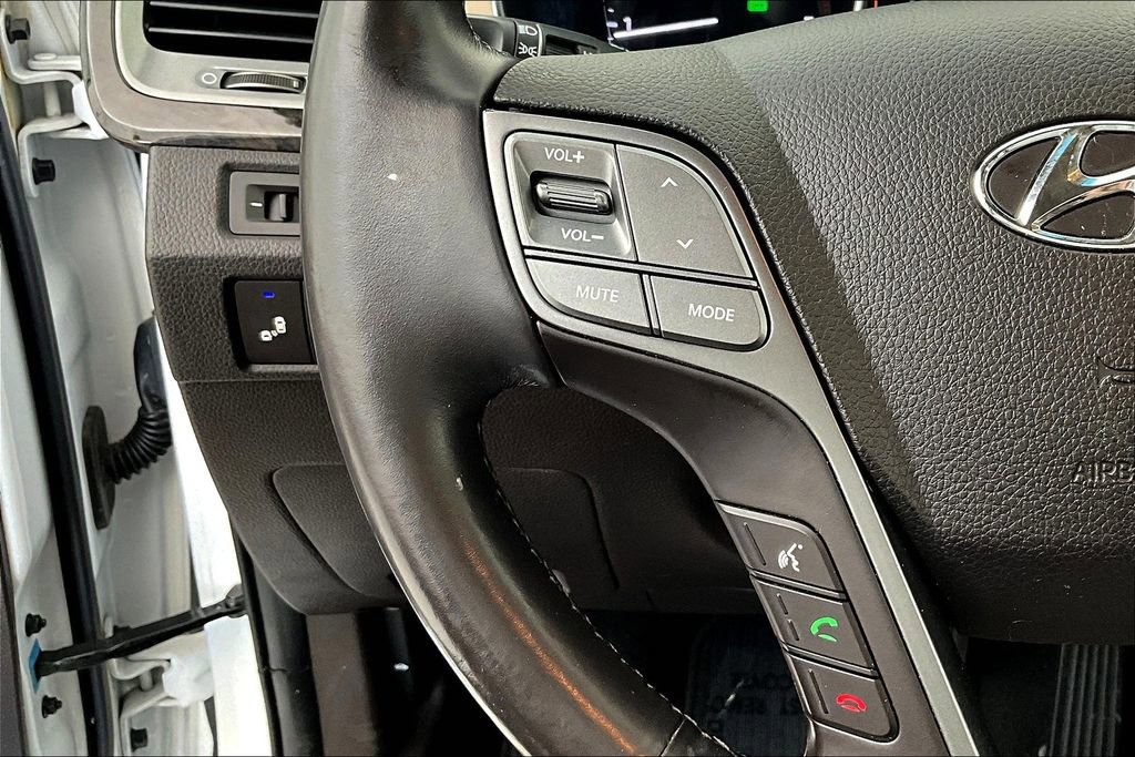 Used 2017 Hyundai Santa Fe Sport image 25