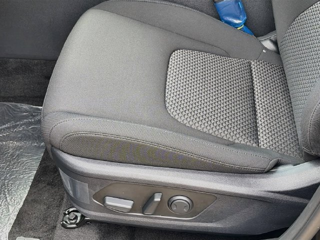New 2027 Kia Sportage S FWD image 18