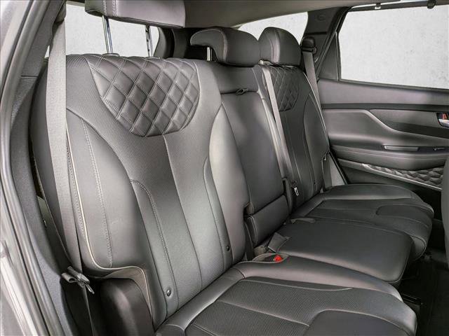 Used 2022 Hyundai Santa Fe SEL Premium image 22