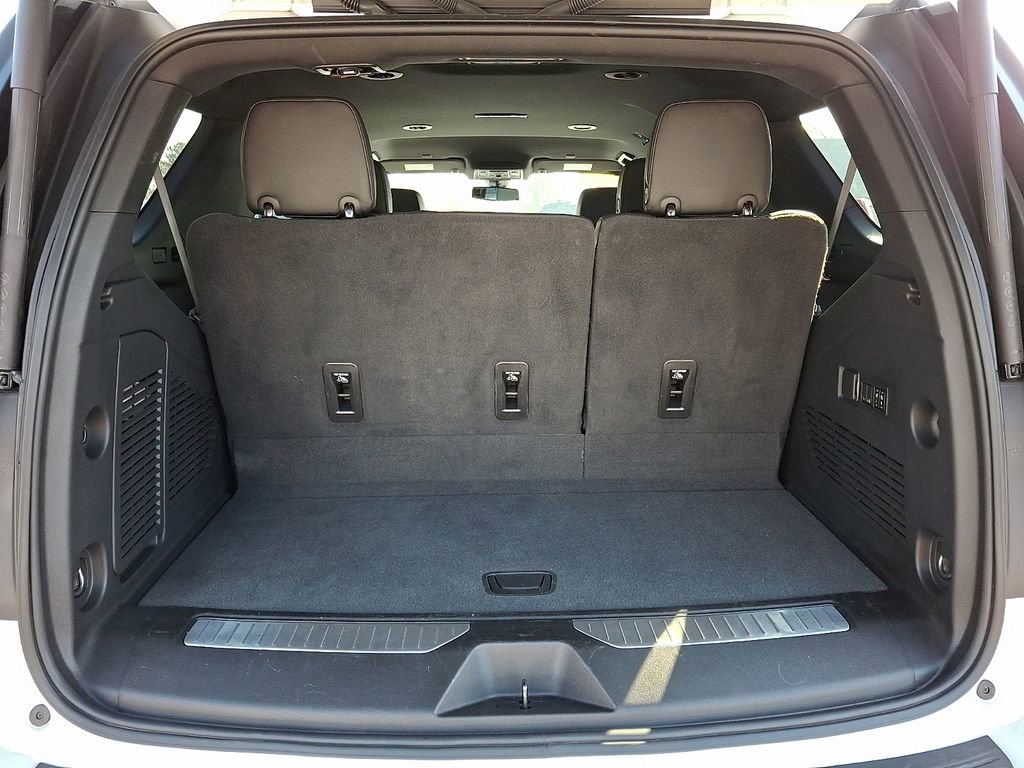 Used 2022 Chevrolet Tahoe Z71 w/ Luxury Package image 31