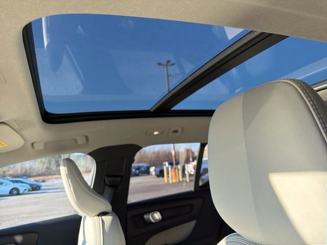 New 2026 Volvo XC40 B5 Ultra w/ Protection Package Premier image 13