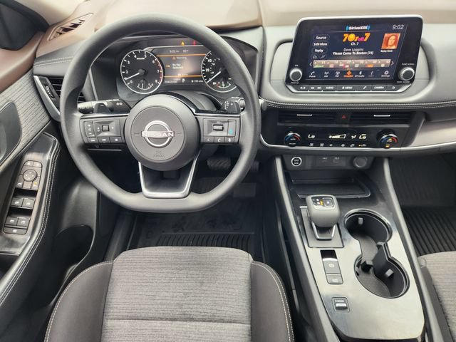Used 2023 Nissan Rogue SV FWD image 27
