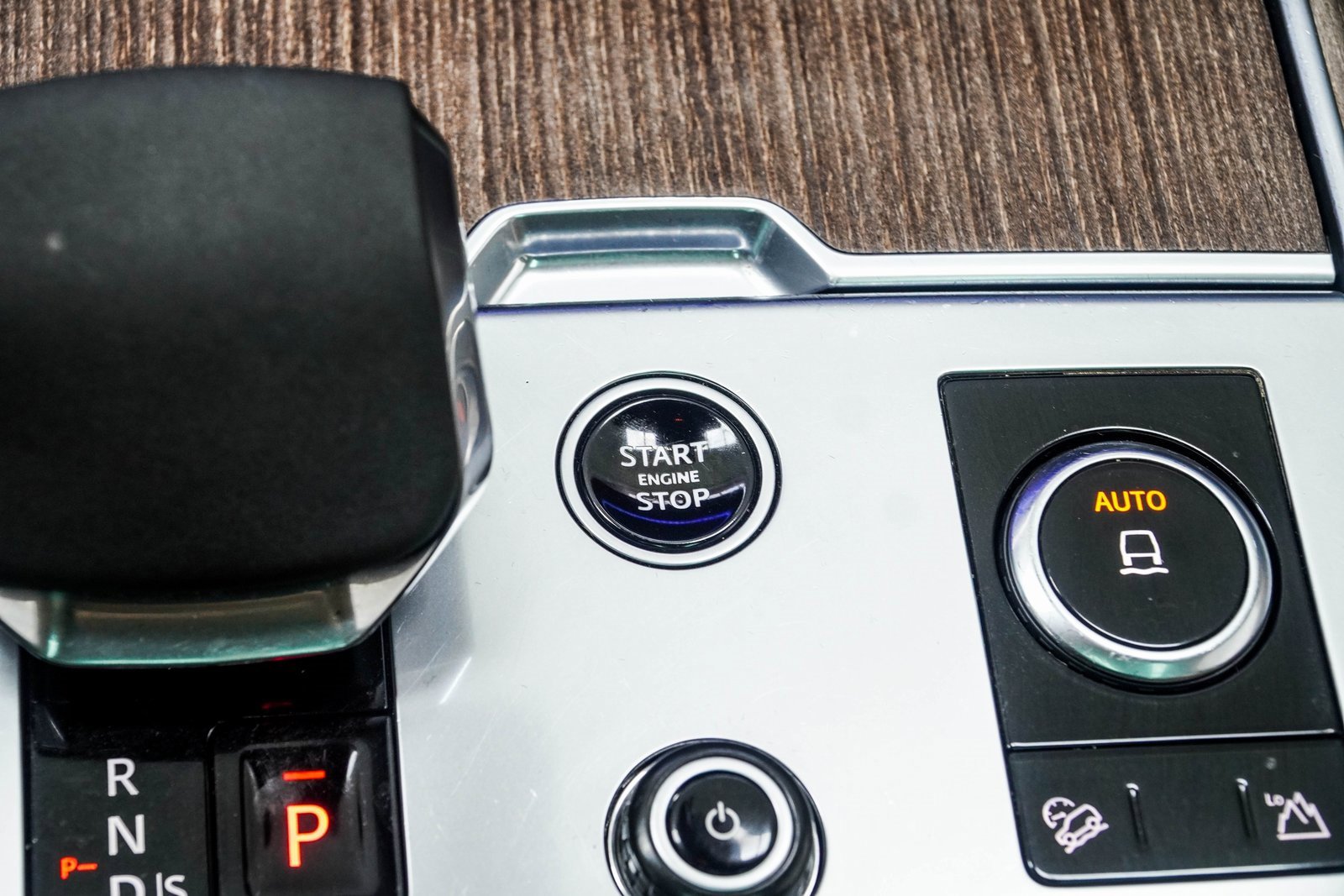 Used 2023 Land Rover Range Rover SE image 19