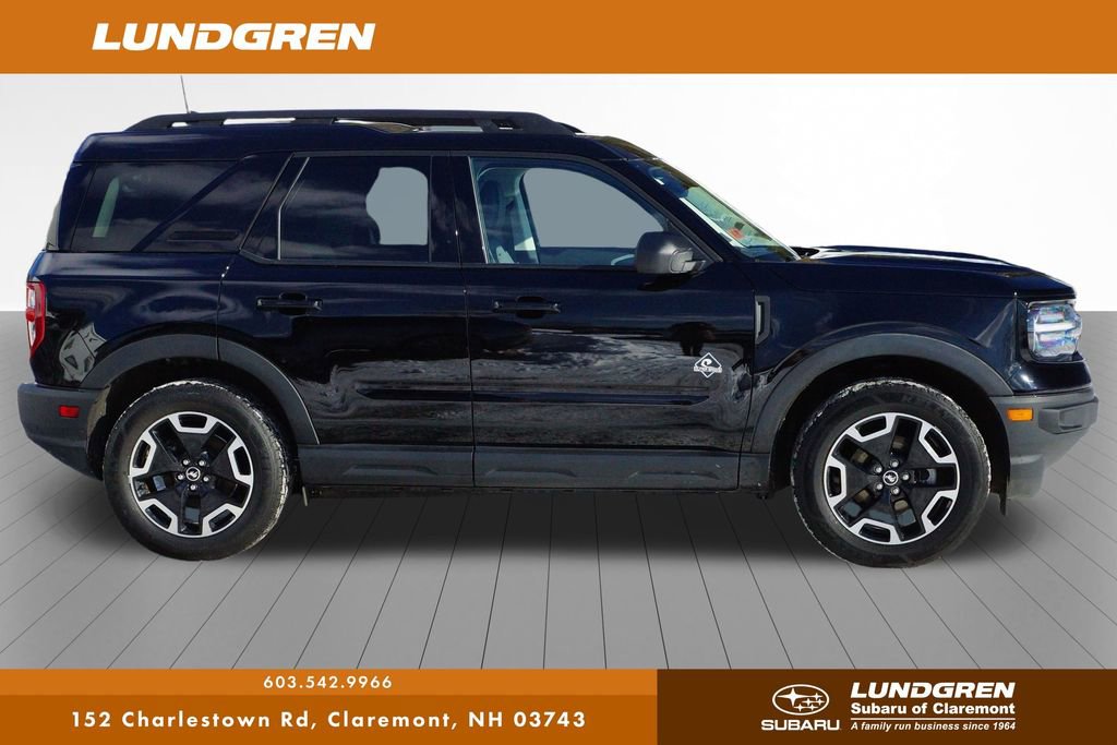 Used 2023 Ford Bronco Sport Outer Banks w/ Tech Package AWD/4WD image 2