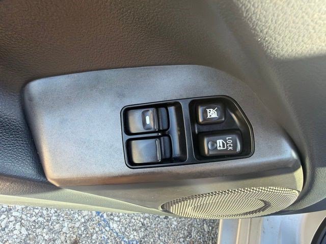 Used 2008 Mitsubishi Eclipse GS FWD image 10