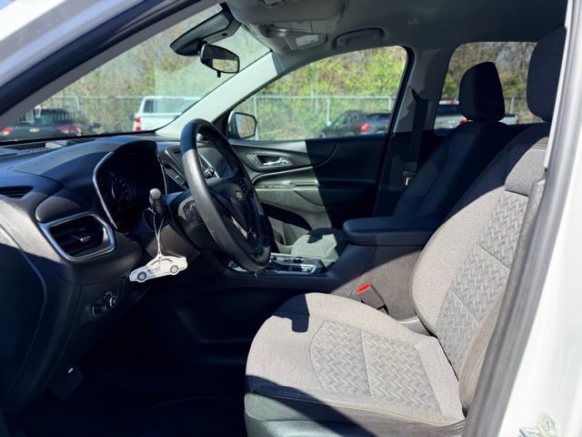 Certified 2024 Chevrolet Equinox LT w/ LPO, Floor Liner Package image 6