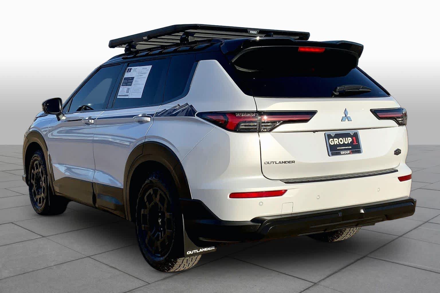 Used 2026 Mitsubishi Outlander AWD image 12