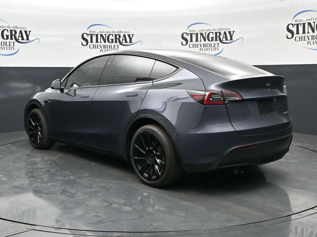 Used 2023 Tesla Model Y Long Range AWD/4WD image 5