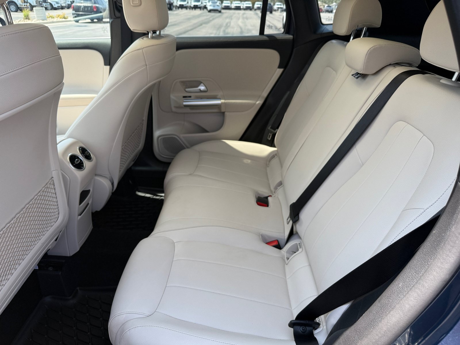 Certified 2021 Mercedes-Benz GLA 250 4MATIC image 17