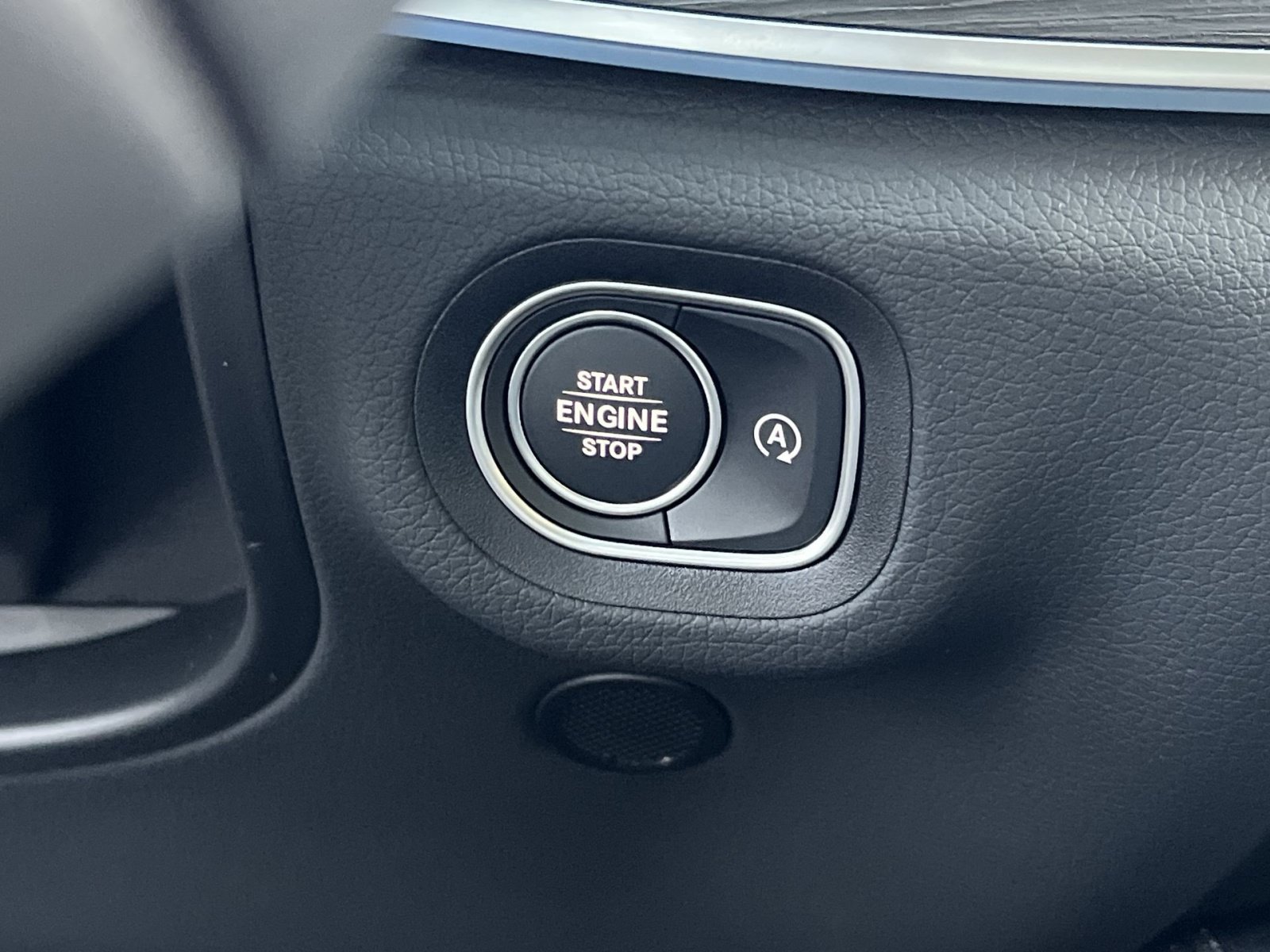 New 2027 Mercedes-Benz GLS 450 4MATIC image 40
