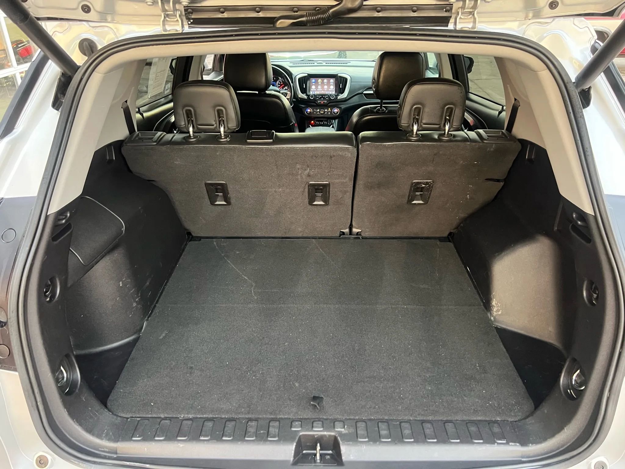 Used 2018 GMC Terrain SLT w/ Preferred Package image 12