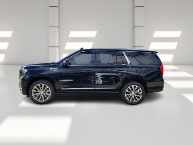 Used 2021 GMC Yukon Denali w/ Denali Premium Package image 4