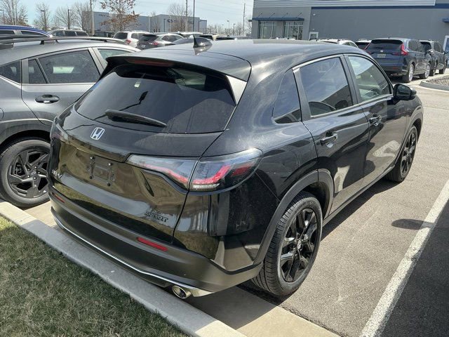 Used 2025 Honda HR-V Sport image 6