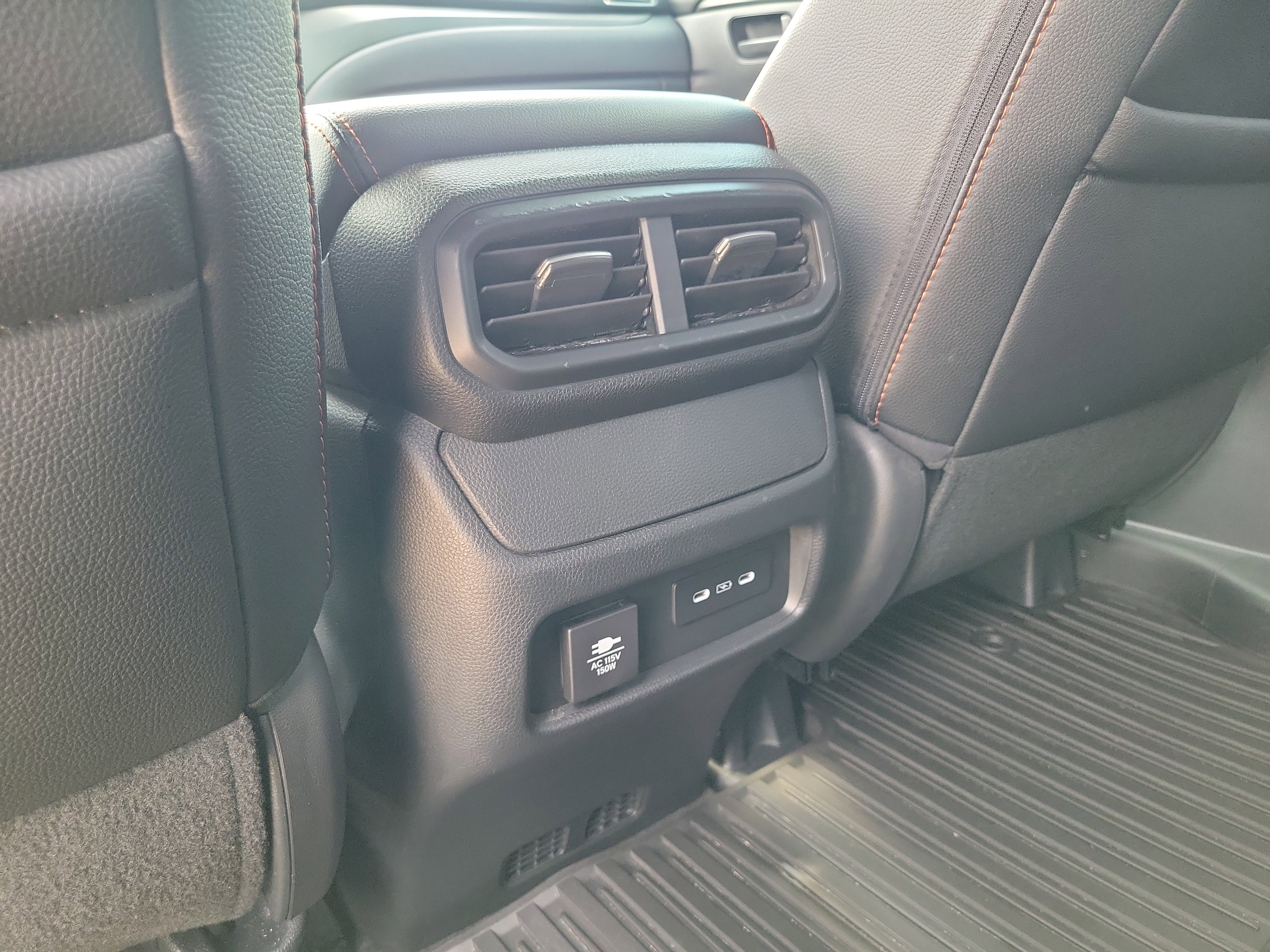 Certified 2025 Honda Passport TrailSport image 14