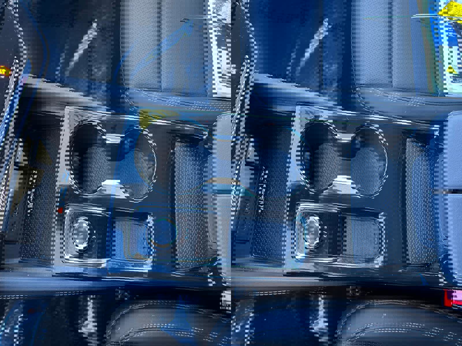 Certified 2025 Buick Envision Preferred image 24