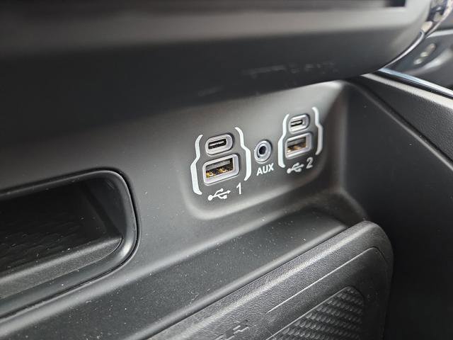 Used 2023 RAM 1500 Limited image 36