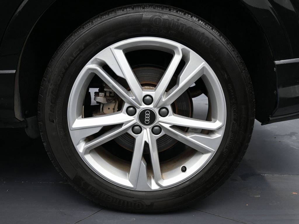 Used 2022 Audi Q3 2.0T Premium Plus w/ Premium Plus Package image 11