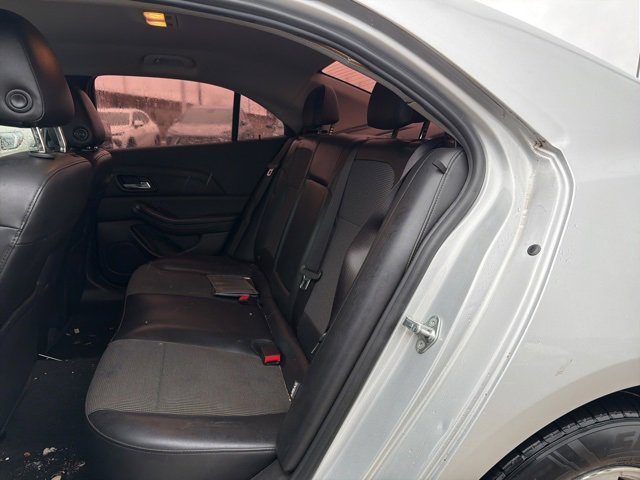 Used 2016 Chevrolet Malibu LT image 6
