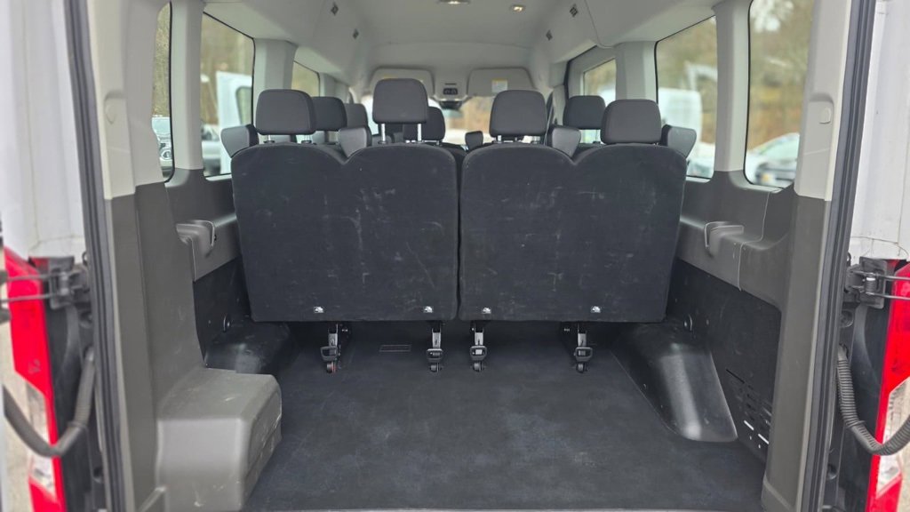 Used 2023 Ford Transit 350 XLT image 6