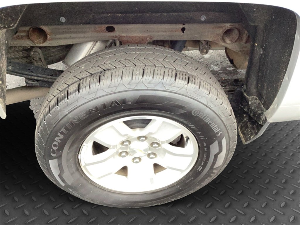 Used 2018 Chevrolet Silverado 1500 LT w/ All Star Edition image 23