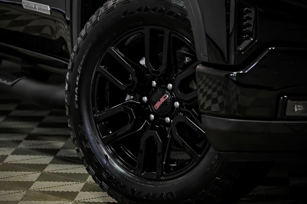 Used 2023 GMC Sierra 1500 Elevation image 3