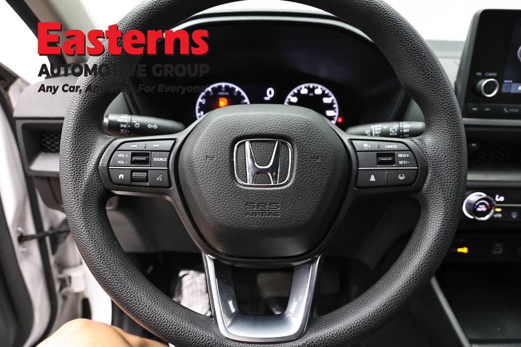 Used 2023 Honda CR-V LX image 10