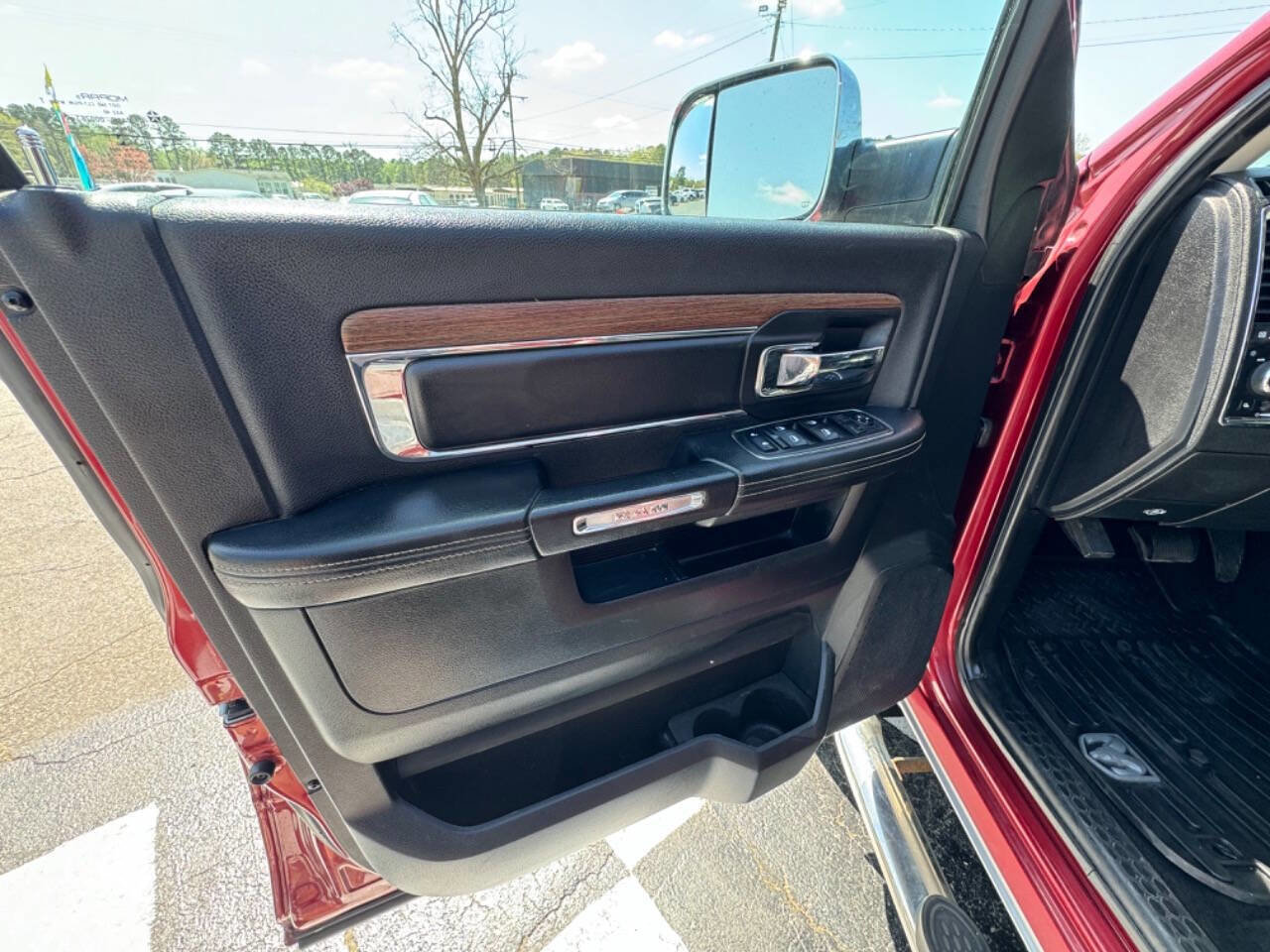 Used 2014 RAM 2500 Laramie w/ Protection Group image 12