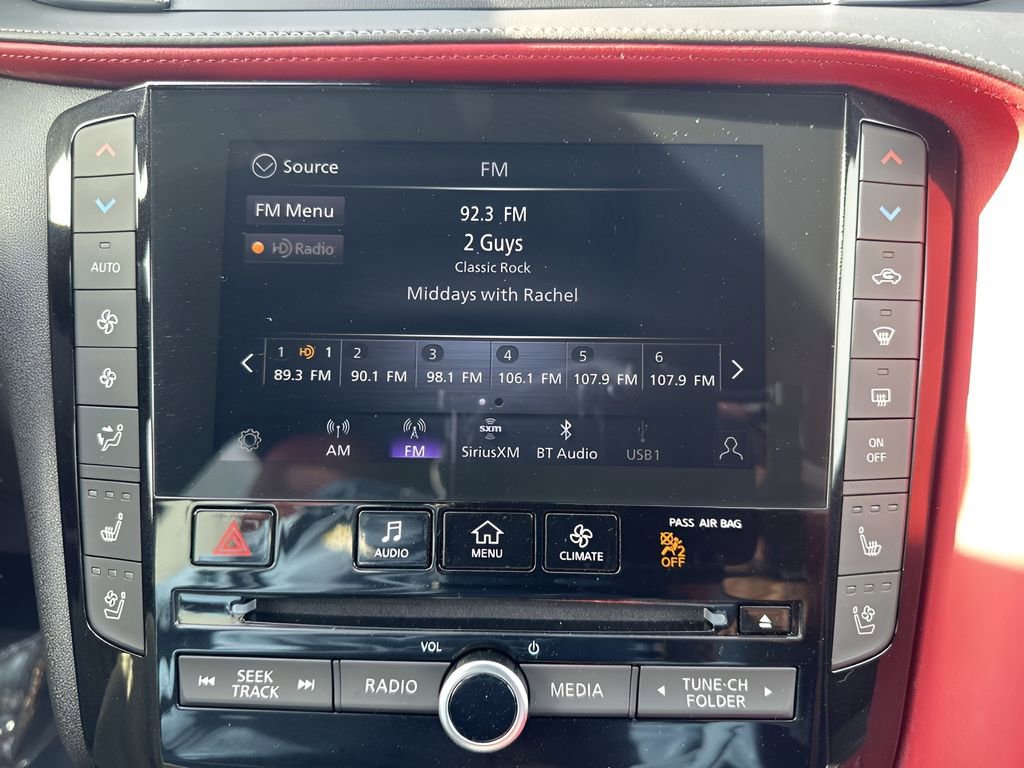 Used 2025 INFINITI QX50 Sport image 19