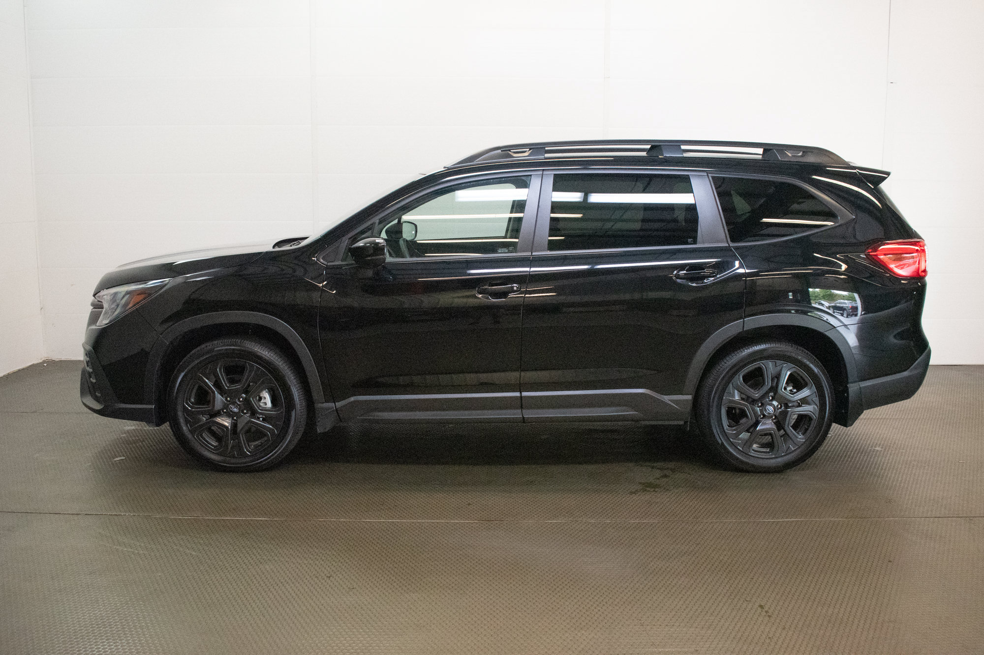 Certified 2026 Subaru Ascent Bronze Edition AWD/4WD image 7