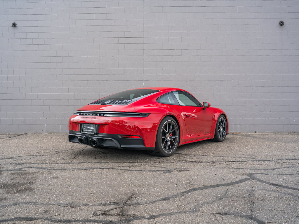 Used 2025 Porsche 911 Carrera GTS RWD image 7