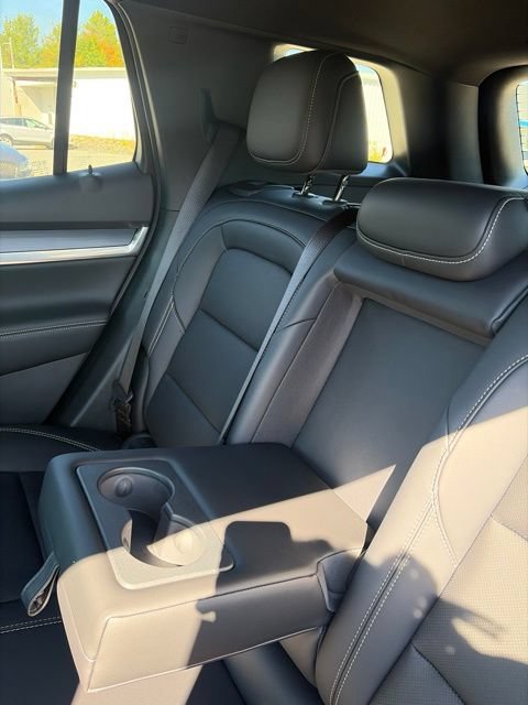 New 2027 GMC Terrain Elevation w/ Elevation Premium Package AWD/4WD image 30