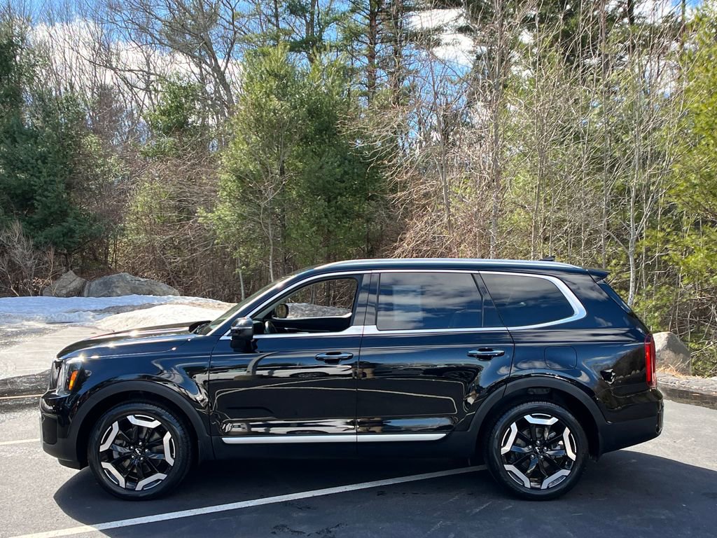 Used 2023 Kia Telluride S video 2