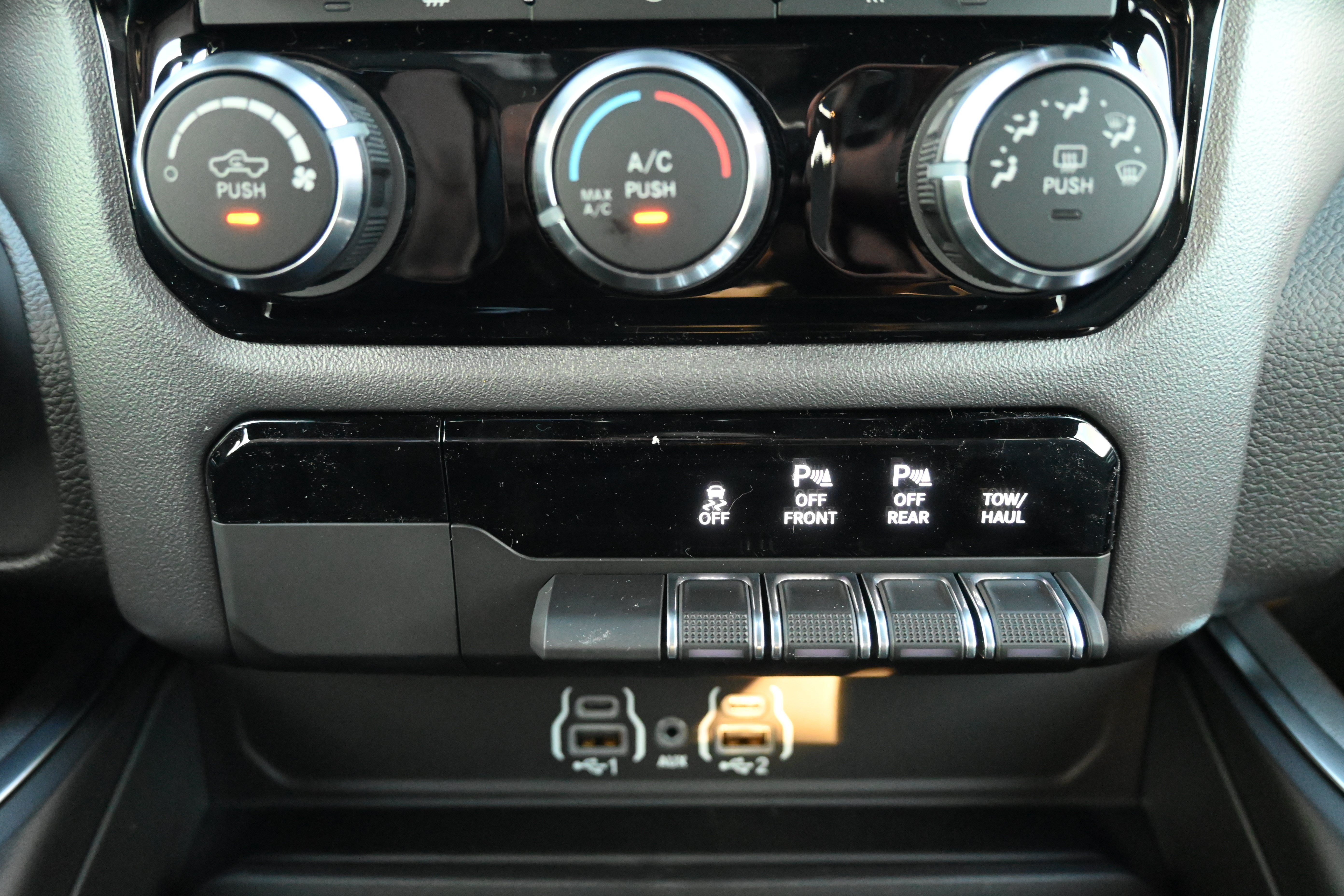 New 2026 RAM 1500 Big Horn w/ Night Edition RWD image 25