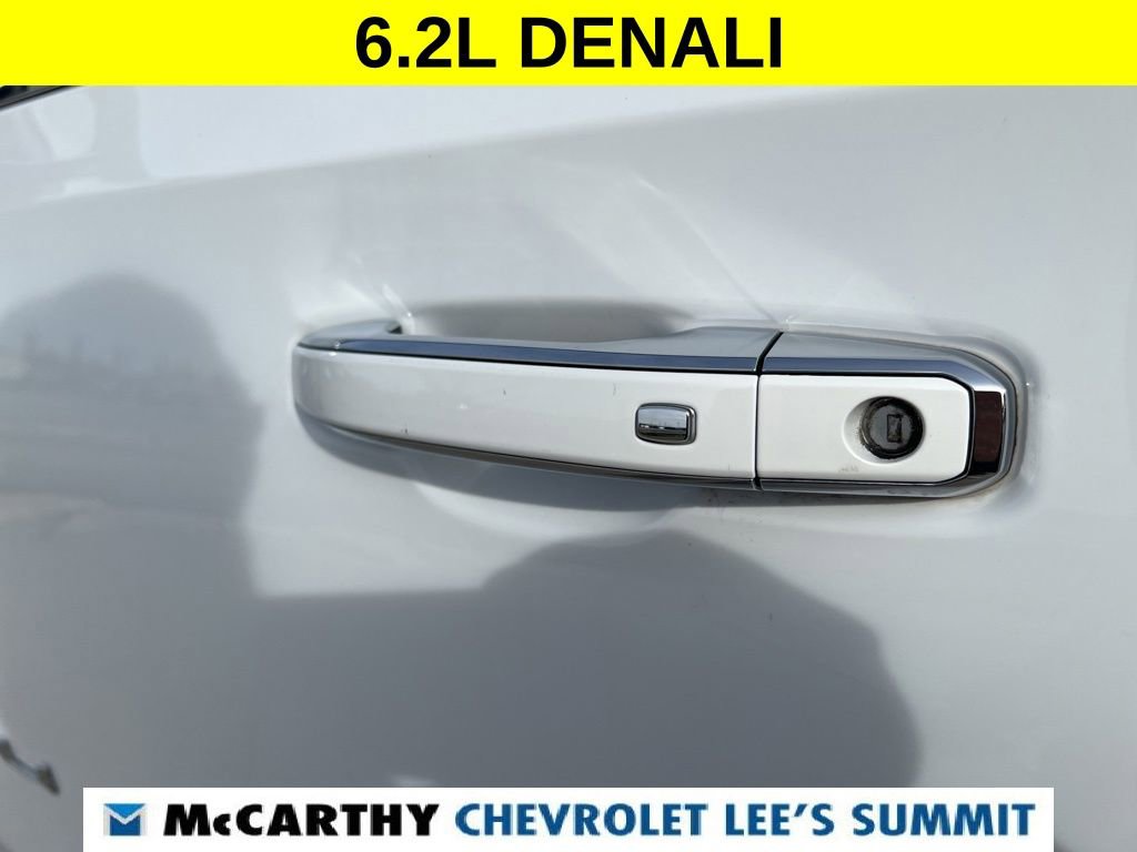 Certified 2023 GMC Yukon Denali AWD/4WD image 13