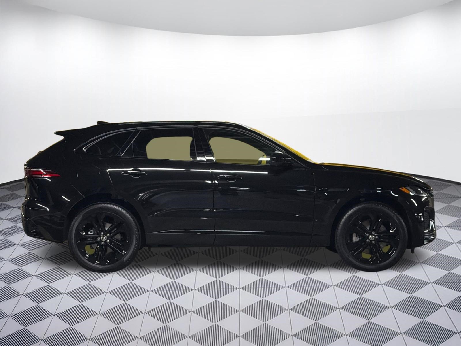 New 2026 Jaguar F-PACE R-Dynamic S AWD/4WD image 8