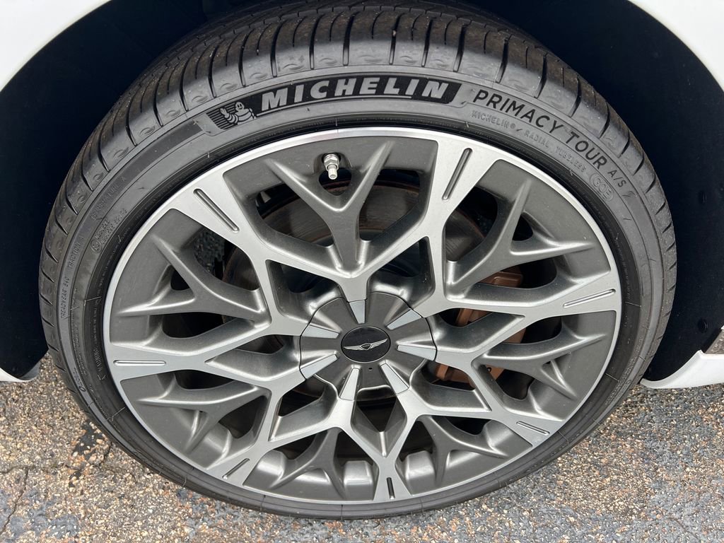 New 2024 Genesis G90 3.5T image 17