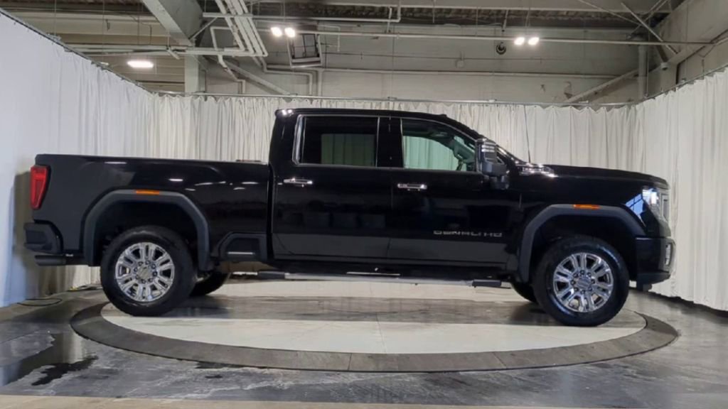 Used 2021 GMC Sierra 2500 Denali w/ Denali Ultimate Package AWD/4WD image 11