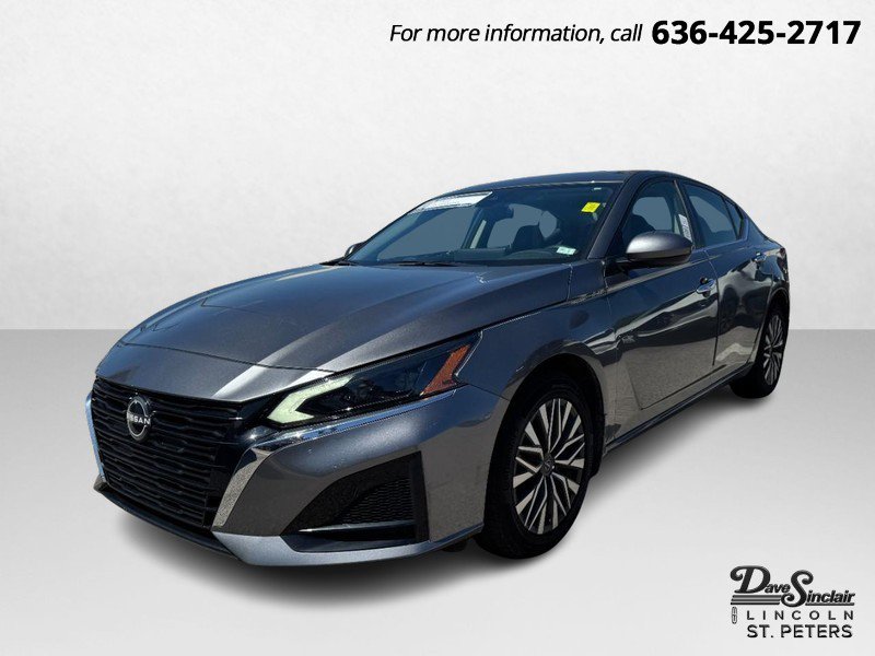 Used 2024 Nissan Altima 2.5 SV w/ SV Premium Package AWD/4WD image 1