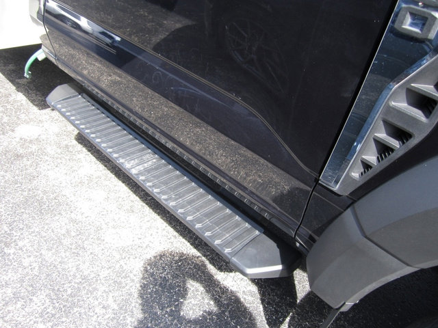 Used 2024 Ford F550 2WD Regular Cab Super Duty w/ XL Chrome Package image 25