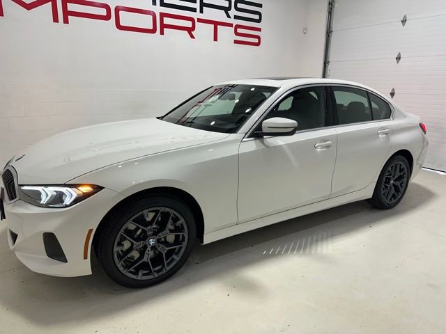 Used 2025 BMW 330i xDrive Sedan w/ Premium Package image 2
