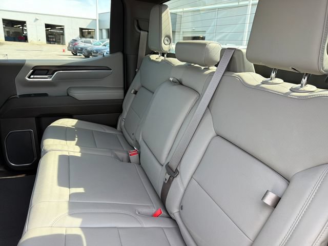 Used 2023 GMC Sierra 1500 SLT w/ SLT Premium Package AWD/4WD image 22
